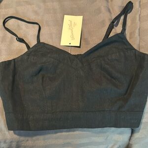 Universal thread crop tank black XS new with tags